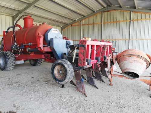 location-materiel-agricole-d-compacteur0.jpg