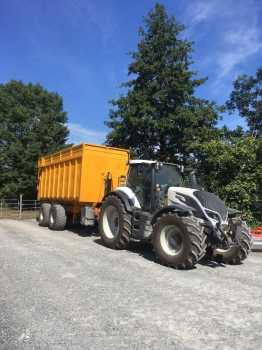 valtra-caisson-38m3.jpg